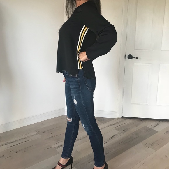 Black blouse with stripe side - Picture 2 of 4